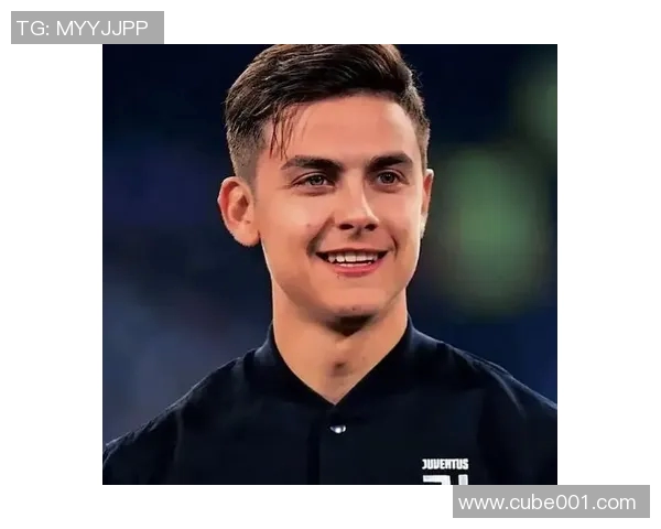 足球明星亲密互动头像展现友谊与团结的魅力与激情